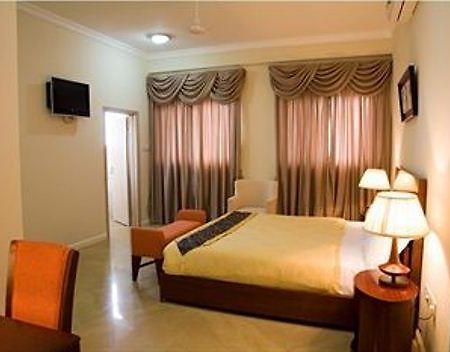 Royal Richester Hotel Accra Room photo